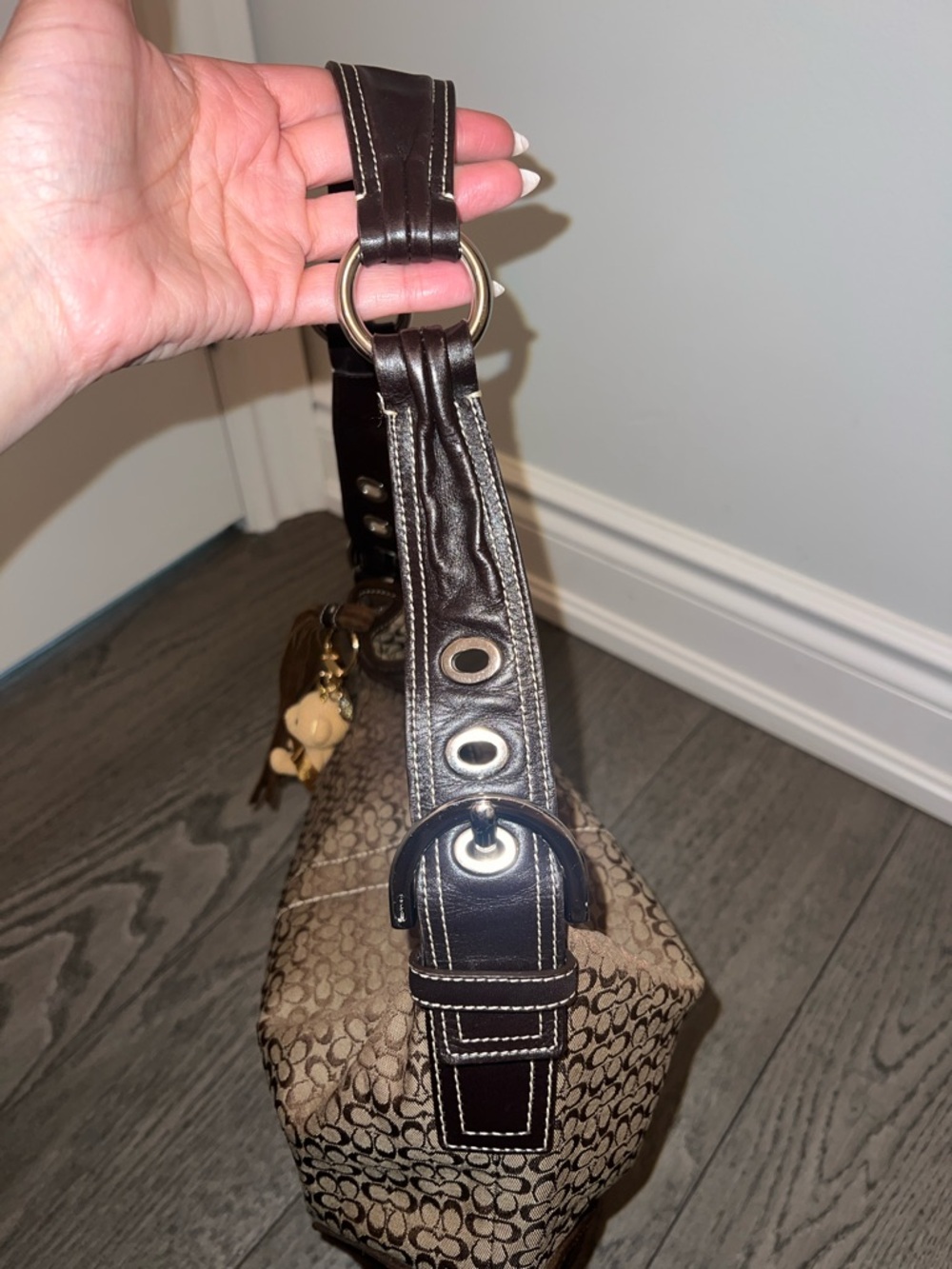 🧸 Vintage Coach Brown Signature Jacquard Shoulder Bag with Teddy Charm - Picture 8 of 12